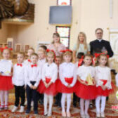 Piękne występy i sukcesy Przedszkolaków na dziecięcym festiwalu piosenki religijnej i patriotycznej w Krośnie