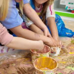 Plastyka ekspresywna™️Wyjątkowe zajęcia - bez sztywnych zasad. Liczy się radość tworzenia